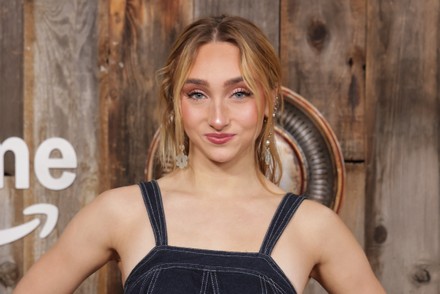 Discover Mckenzi Brooke's Official Merchandise: Shop Like a Star! 10 - Horimiya Merch Store mckenzi brooke 440nw 15296623ip - Horimiya Merch Store